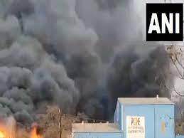 Massive Fire Engulfs Chemical Godown in Shahapur Taluka, No Casualties Reported
