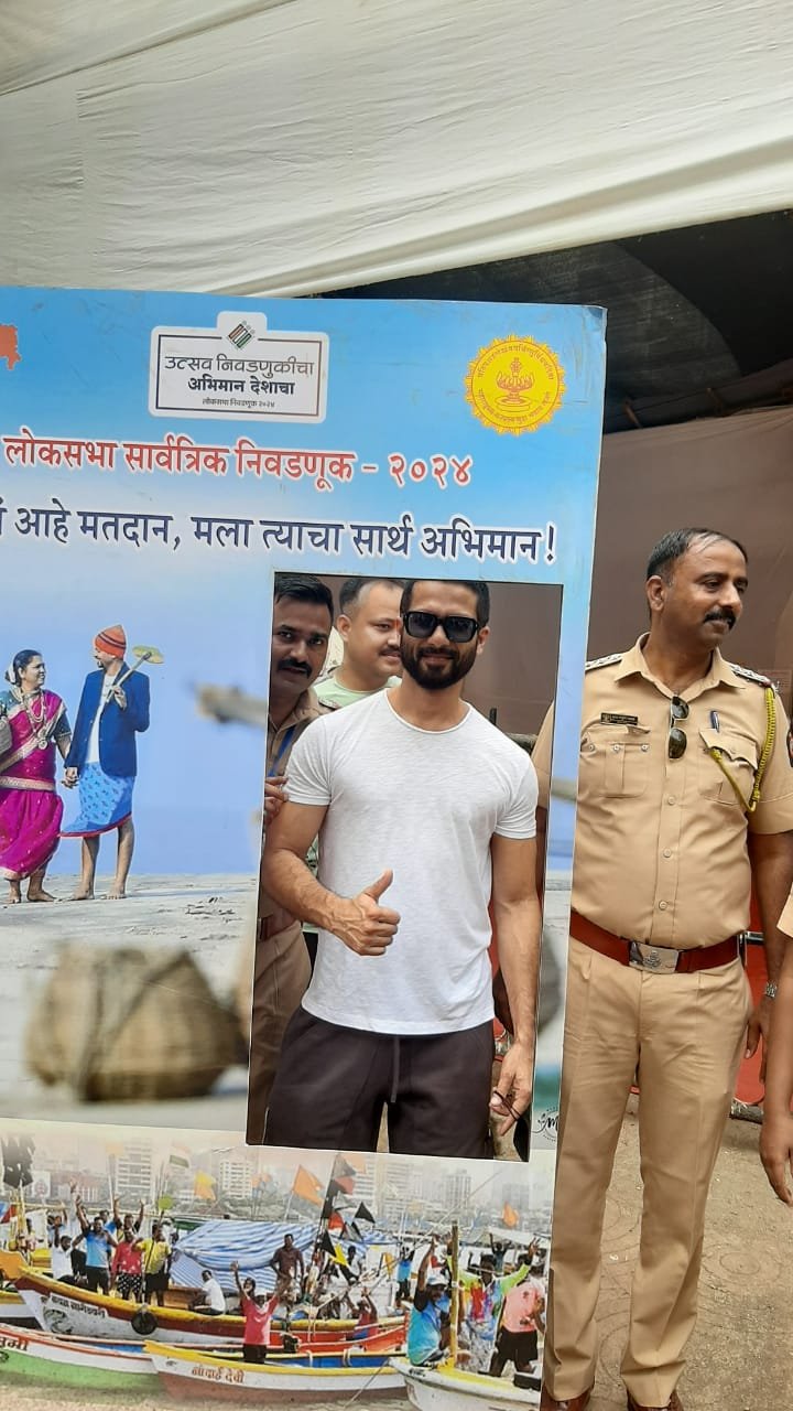 Actor Shahid Kapoor exercises his democratic right as he votes in the 5th phase of the Loksabha General Elections 2024 in Mumbai.